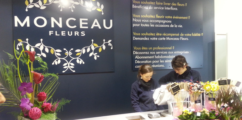 Groupe monceau fleurs